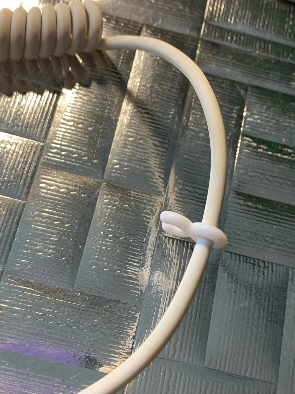 White Coiled Car Charger for Tablets & Mobile Devices